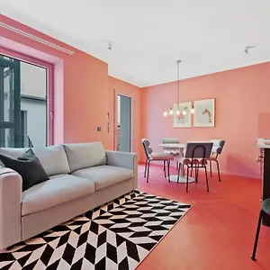 Coolest In Berlin, Easy Check-in, Crazy Style, Close To Center #5 Apartment